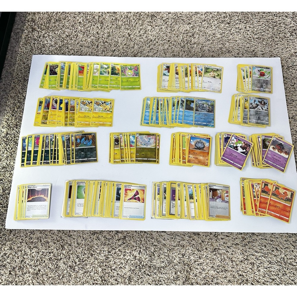600+ Pokemon Cards Bulk Lot Mixed Mostly Non Holos Basic, Trainers, Duplicates